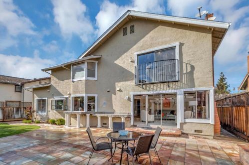 1066 Cross Springs Ct, San Jose CA  95120-1516 exterior