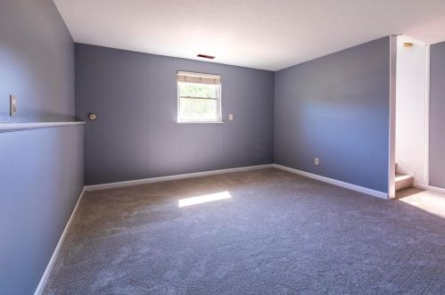 3647 Christopher Pl, Darbydale OH  43123-2427 exterior