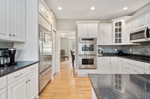 1555 Alaqua Dr, Sewickley PA  15143-9567 exterior