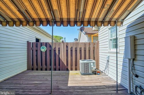 101 Strayer Dr, Carlisle PA  17013-4408 exterior