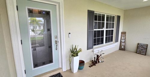 613 18th Ave, Cape Coral, FL 33990-0016