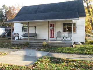 715 Elm St, Ladoga, IN 47954-9369