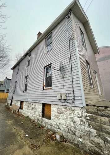 1225 Garrard St, Covington, KY 41011-3501