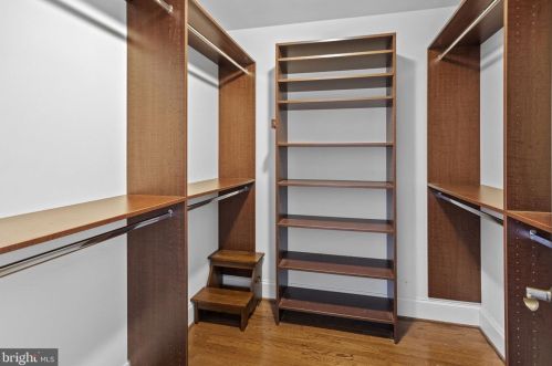 590 Abbey Ct, Blue Bell PA  19422-1303 exterior