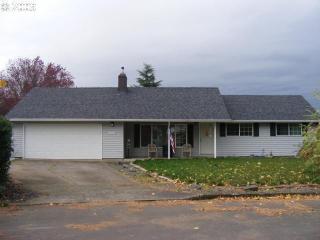 1820 102nd St, Vancouver, WA 98685-5033