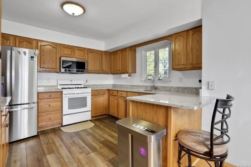 23 Raker Rd, Poughkeepsie NY  12603-5631 exterior