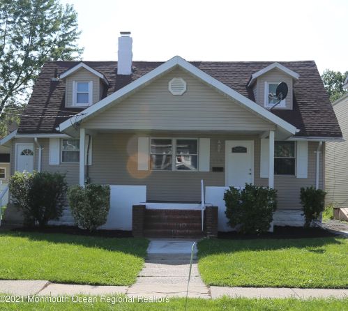 118 Monroe St, Roselle, NJ 07203-1324