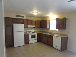 8580 Pomegranate St, Tucson, AZ 85730-4726