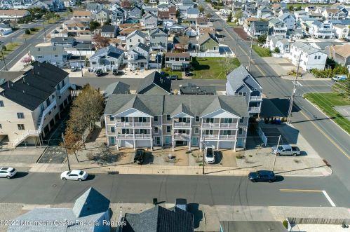 304 Halsey Ave, Pelican Island, NJ 08751-1610