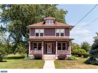 621 3rd Ave, Steelville, PA 19310-9434