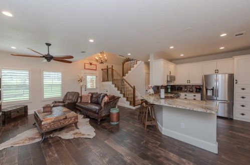 313 Collins St, Argyle TX  76226-2305 exterior