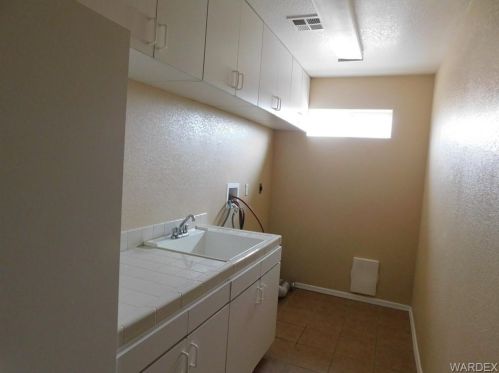 5481 Van Mouwerick Dr, Bullhead City AZ  86426-6647 exterior