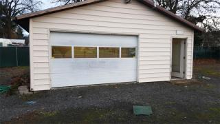 170 10th St, Curtin OR  97424-2207 exterior
