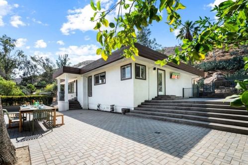 4207 Miramonte Pl, Riverside CA  92501-3054 exterior