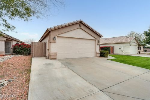 21821 34th Ave, Phoenix, AZ 85027-1631