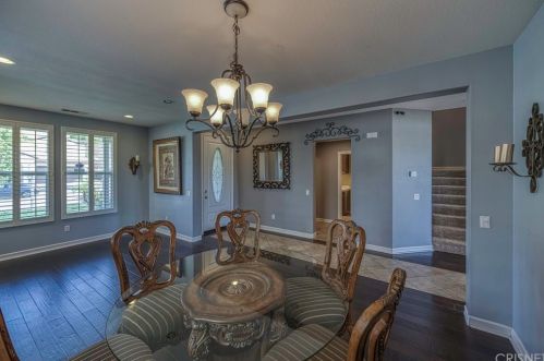 19526 Castille Ln, Santa Clarita, CA 91350-3875