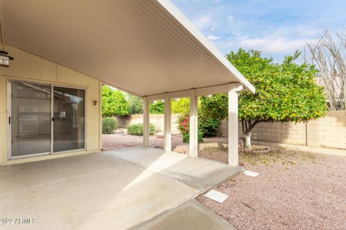 1528 Indian Wells Dr, Chandler AZ  85249-4066 exterior