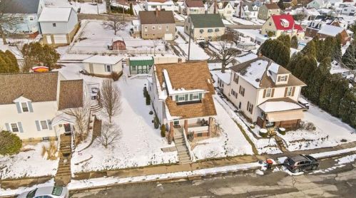 1710 Dailey Ave, Latrobe PA 15650-3026 exterior