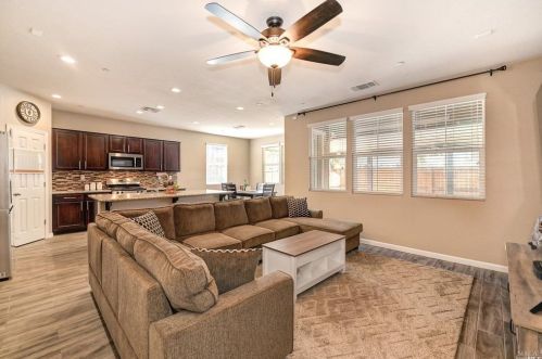 1840 Gold St, Liberty Farms CA  95620-4874 exterior