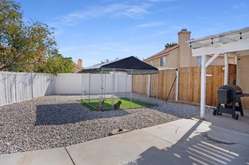 13262 Spring Way, Victorville CA  92392-6805 exterior