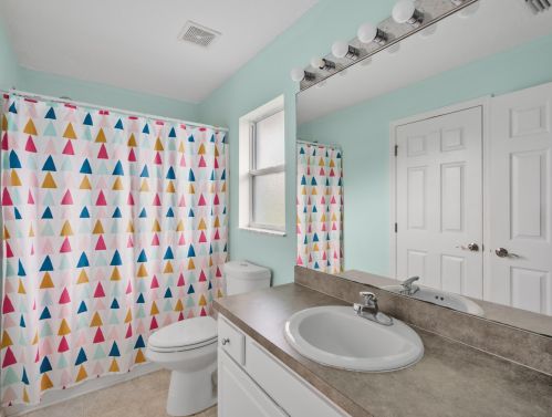 566 Sea Holly Ter, Port Saint Lucie FL  34984-3552 exterior