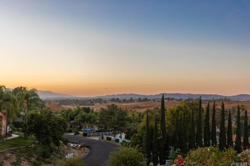 30687 San Pasqual Rd, Temecula CA 92591-1521 exterior