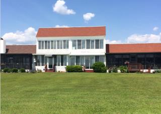 128 Washington St, Washington NC  27889-4852 exterior