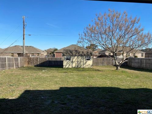 2416 Gail Dr, Copperas Cove TX  76522-4032 exterior