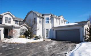 503 Verona Dr, Huntington Station NY  11747-5246 exterior