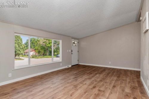 1530 Evergreen St, Pueblo, CO 81001-4504