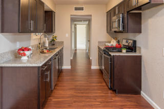 4466 Meridian Ave, Fresno, CA 93726-2722