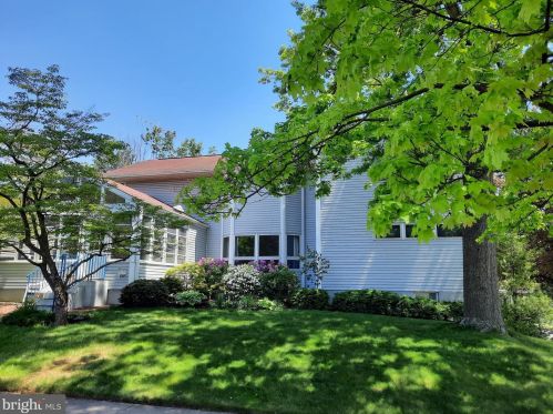1315 Strafford Rd, Camp Hill, PA 17011-6212
