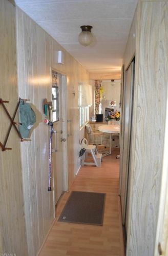 4723 Sandpiper Dr, Saint James City FL  33956-2810 exterior