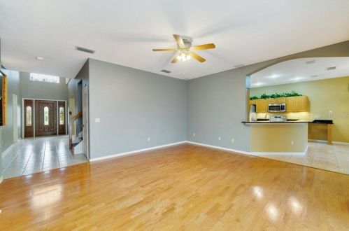 5208 Patricia Dr, Orlando FL 32819-7548 exterior