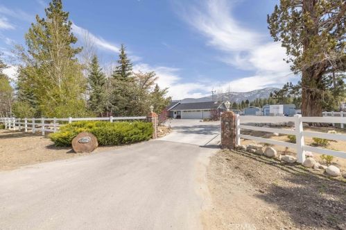 1420 Shay Rd, Big Bear City, CA 92314-9538