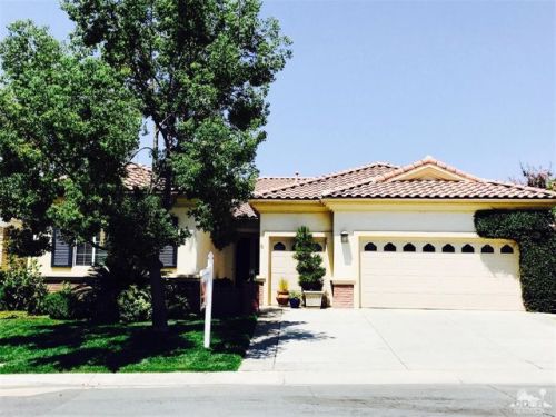 942 Pebble Beach Rd, Beaumont, CA 92223-8533