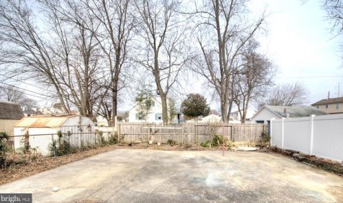 219 5th Ave, Runnemede NJ  08078-1313 exterior