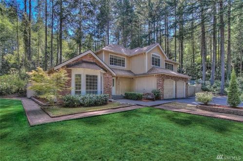4690 Hosman Cir, Silverdale, WA 98383-8808