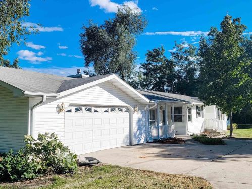 202 Main St, Friendship, WI 53934-8017