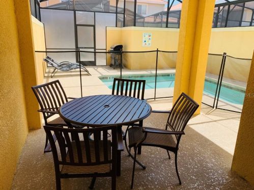 8962 California Palm Rd, Kissimmee FL 34747-1574 exterior