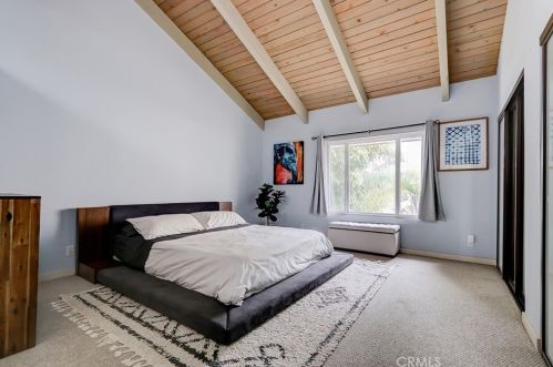 220 Beryl St, Redondo Beach CA  90277-2111 exterior