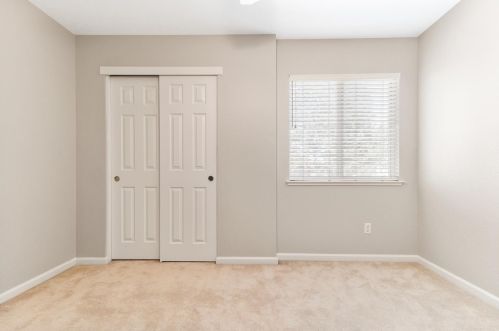 4533 Visions Dr, Turlock CA  95382-8332 exterior