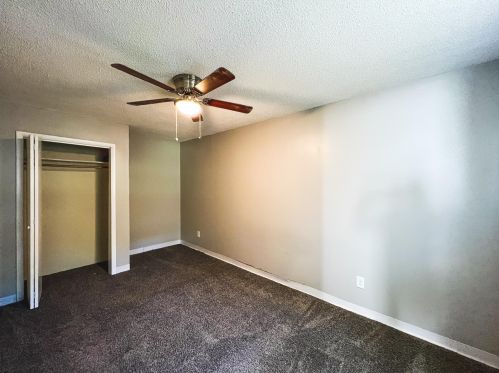 922 Virginia Ave, Florence KY  41042-1731 exterior