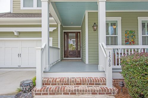 1508 Anacostia Ave, Mount Pleasant, SC 29466-7509
