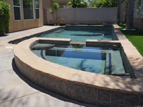 8218 Torrey Gardens Pl, San Diego, CA 92129-4605