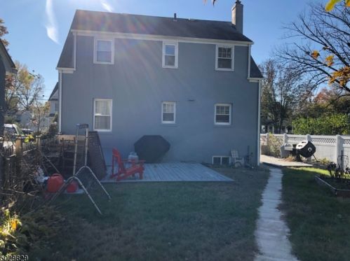 421 Flanders Ave, Scotch Plains NJ  07076-1701 exterior