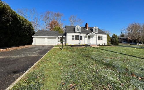 227 Dunhams Corner Rd, East Brunswick NJ  08816-3415 exterior