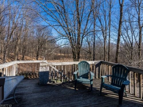 34 Deckertown Tpke, Wantage NJ  07461-2919 exterior