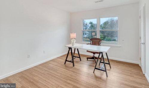 13931 Ruler Ct, Woodbridge VA  22193-3733 exterior