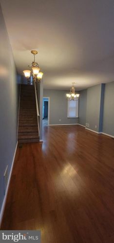 817 7th St, Wilmington, DE 19801-4412